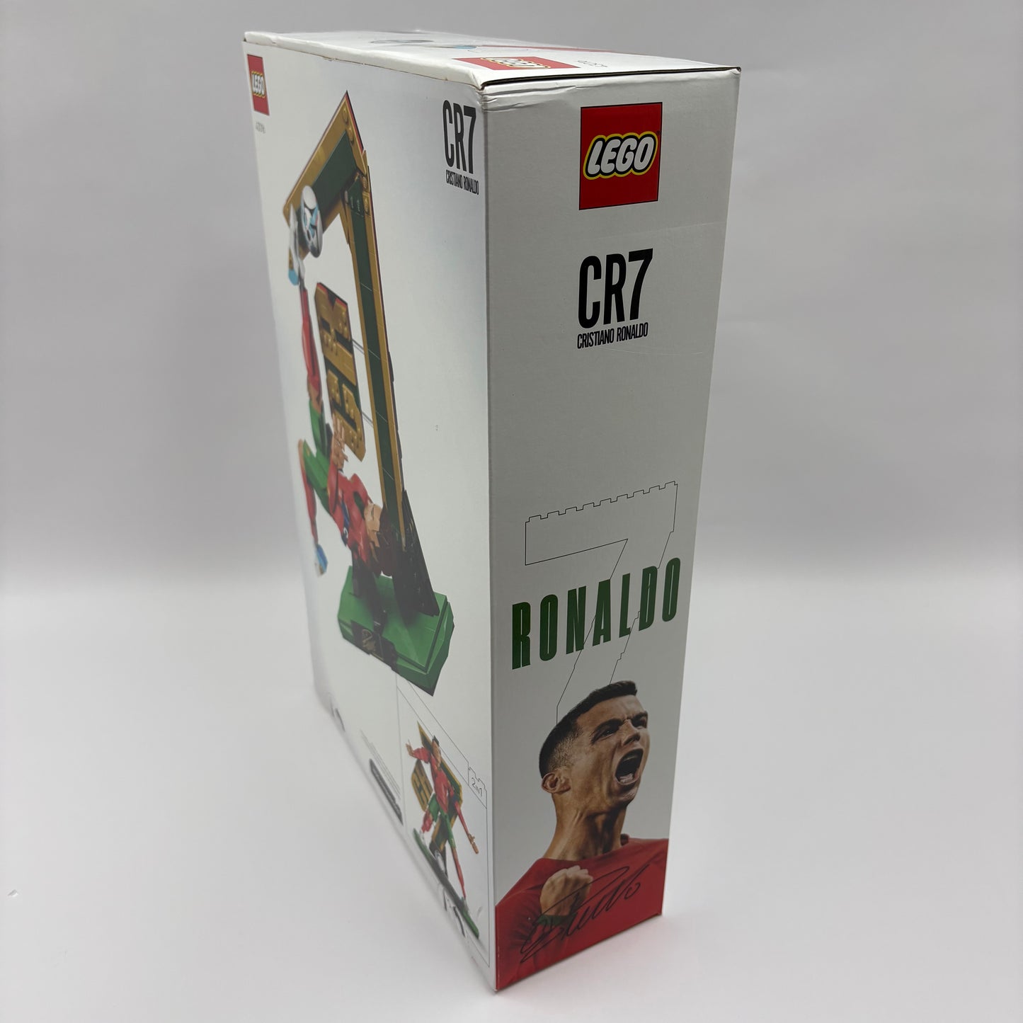 New Lego Cristiano Ronaldo Lego Set 43016
