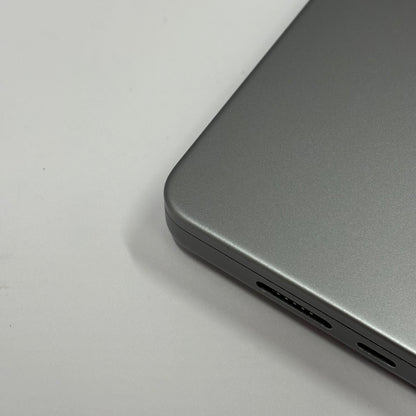 2021 Apple MacBook Pro 16" M1 Pro 16C GPU 3.2GHz 16GB RAM 2TB SSD A2485