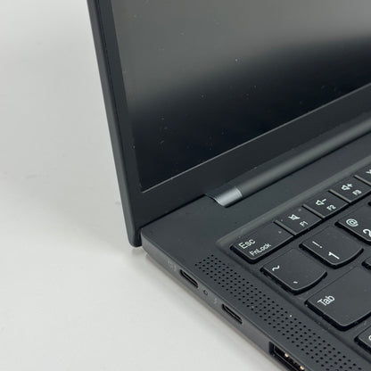 Lenovo ThinkPad X1 Carbon Gen 9 20XW003EUS 14" i5-1135G7 8GB RAM 256GB SSD