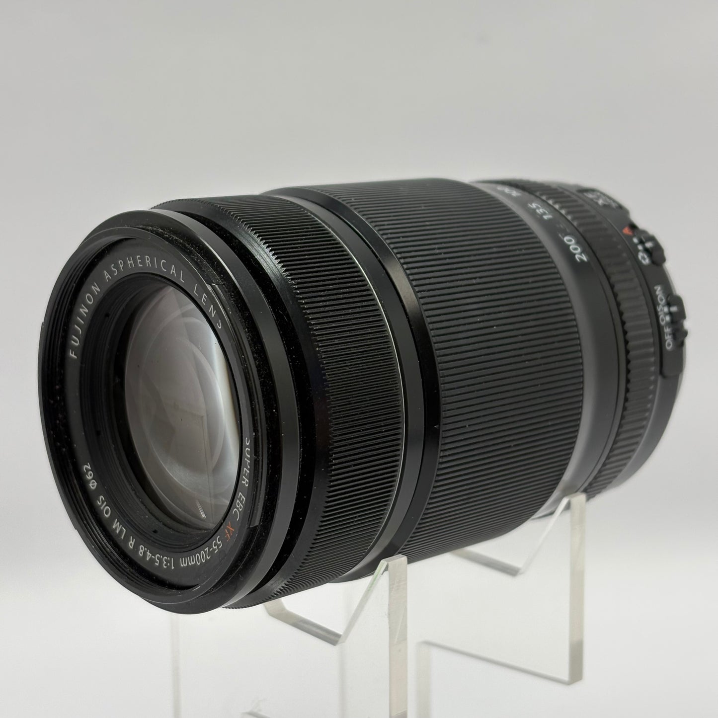 Fujifilm 55-200mm f/3.5-4.8 R LM OIS 55-200mm f/3.5-4.8 R LM OIS X-Mount
