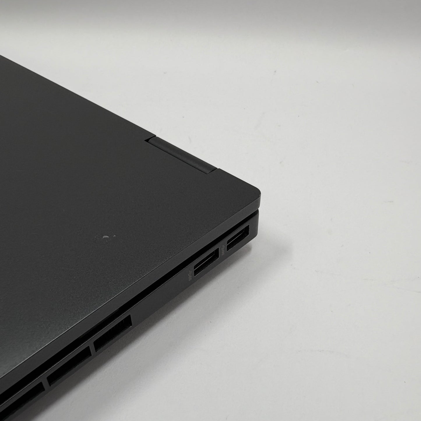 HP OMEN 16-N0027NR 16" Ryzen 7 6800H 3.2GHz 16GB RAM 1TB SSD Radeon RX 6650M