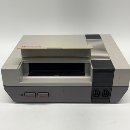 Nintendo Entertainment System NES Video Game Console NES-001 Gray