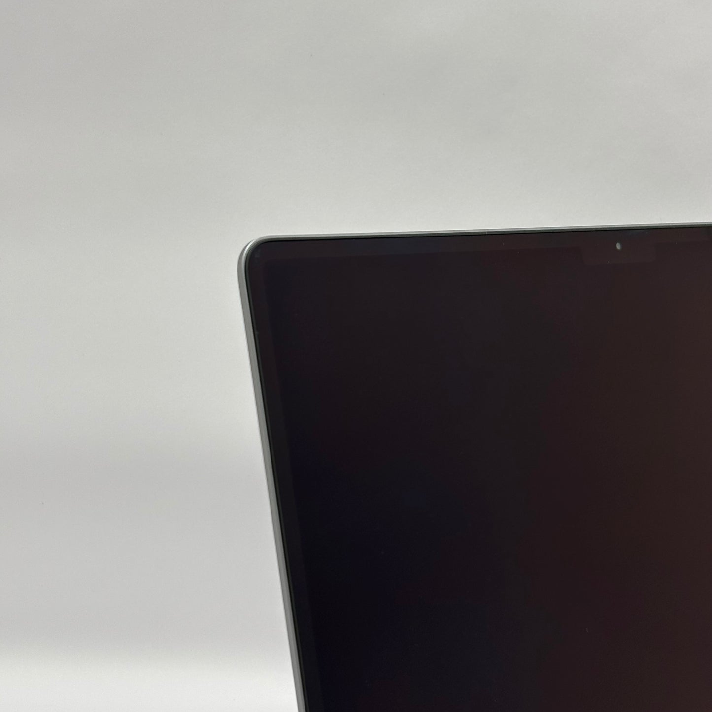 2022 Apple MacBook Air 13.6" M2 8 Core 3.5GHz 16GB RAM 256GB SSD MC7U4LL/A