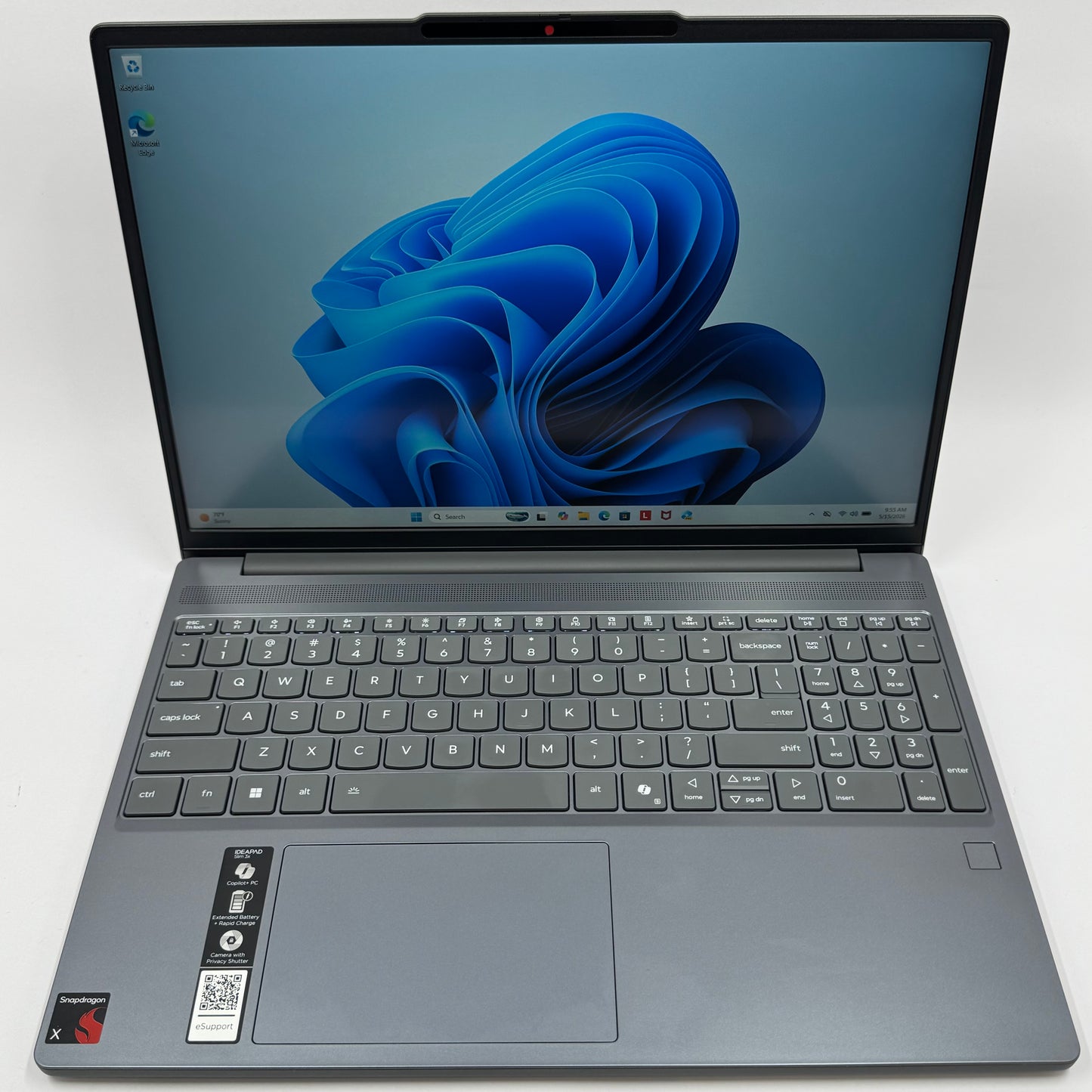 Lenovo IdeaPad Slim 3 83N30000US 15.3" Snapdragon X X126100 16GB RAM 256GB SSD