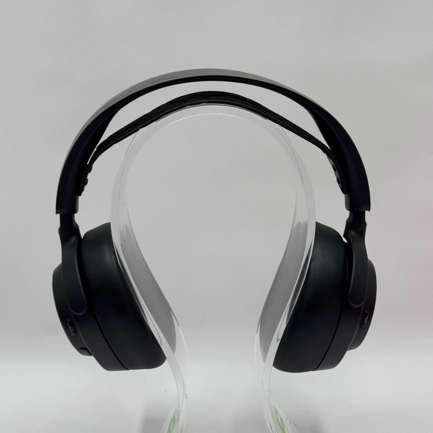 Steelseries Arctis Nova Pro Wireless  Multi-System Gaming Headset 61520