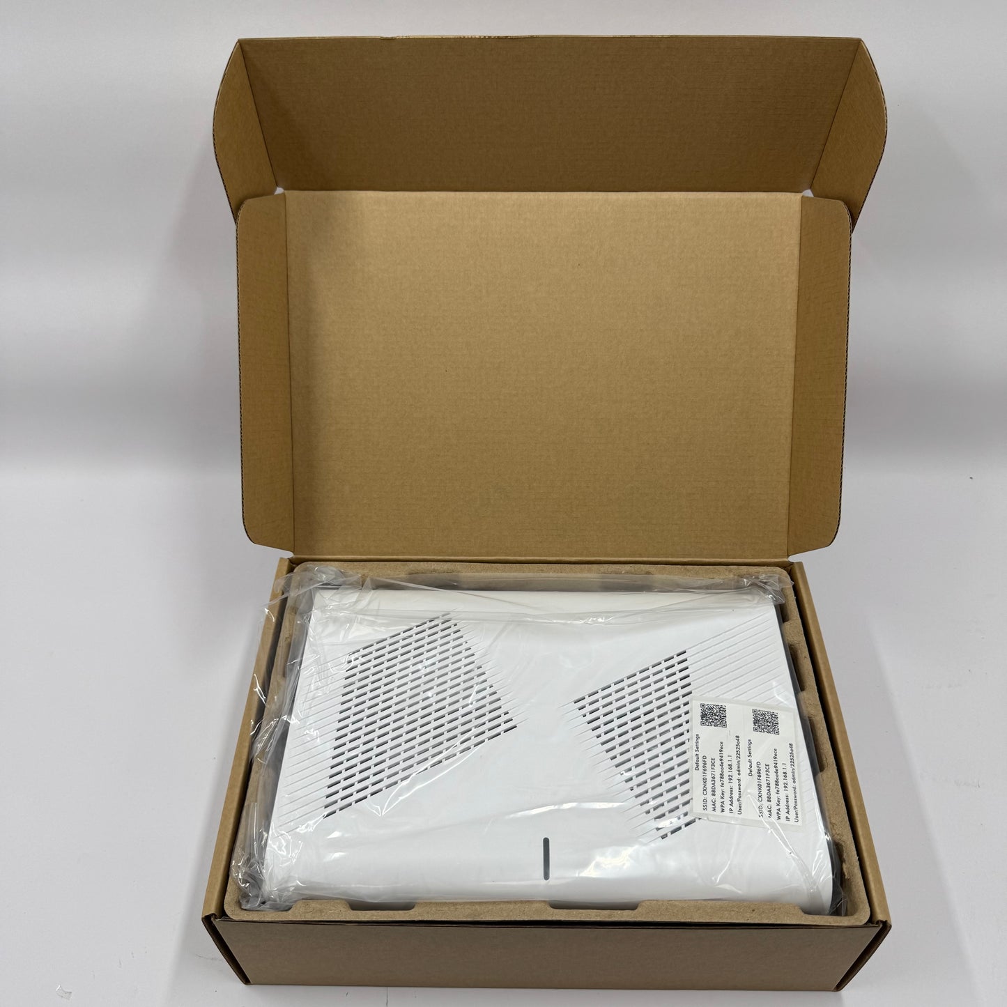 New Calix GigaSpire Blast Triple Band WiFi  7 Router 7UT10T.2 GS4139E
