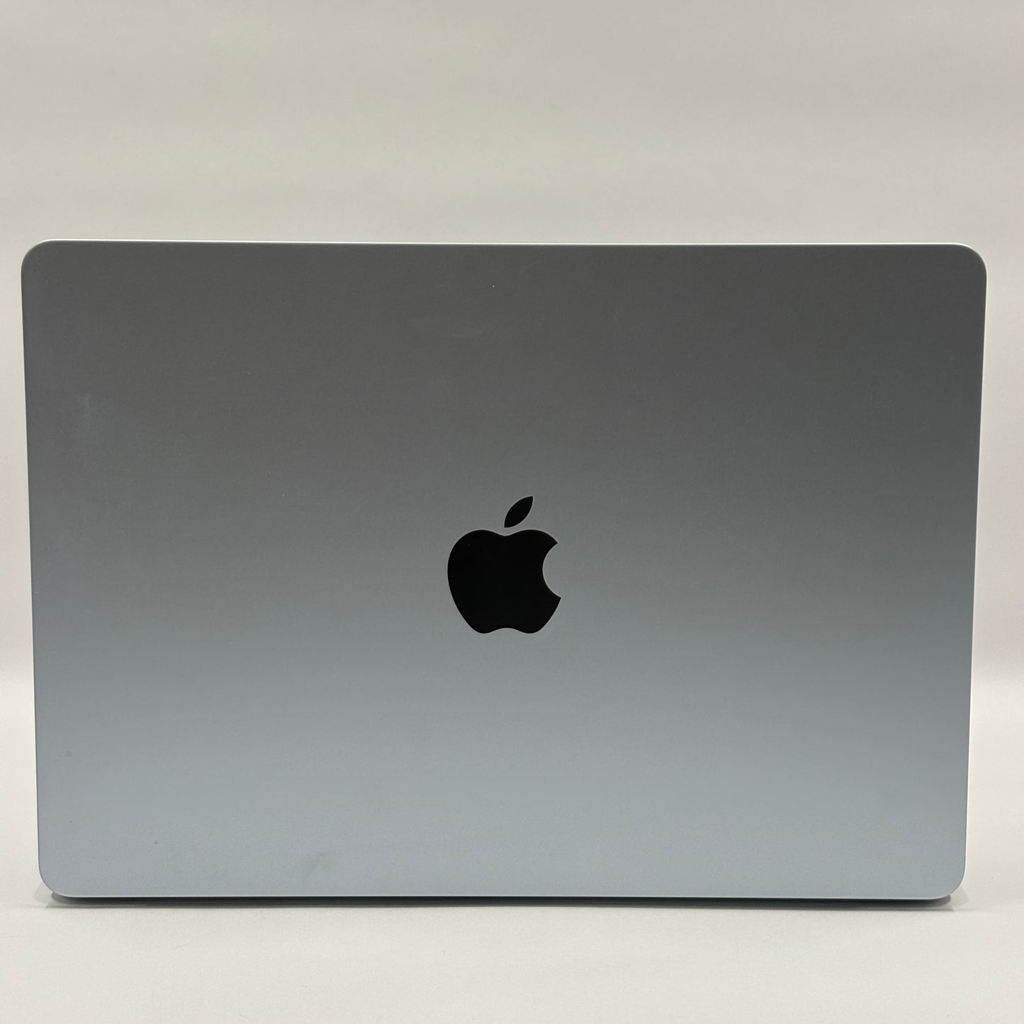 2025 Apple MacBook Air 13.6" M4 8 Core 4.5GHz 16GB RAM 256GB SSD A3240