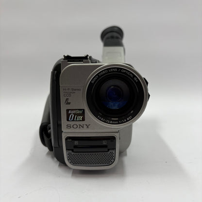 Sony Handycam Vision Cassette Video Camcorder CCD-TRV65 Camera Only