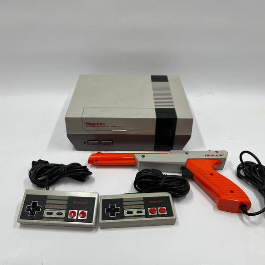 Nintendo Entertainment System NES Video Game Console NES-001 Bundle
