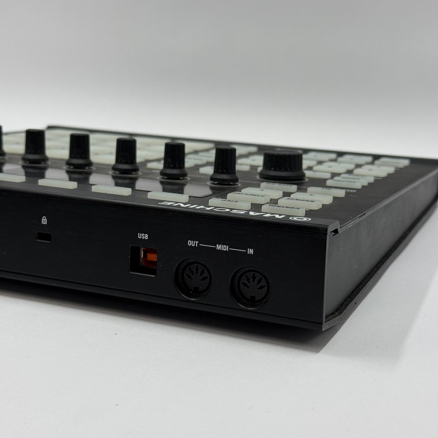 Native Instruments Maschine Groove Production Studio MK2 BLACK
