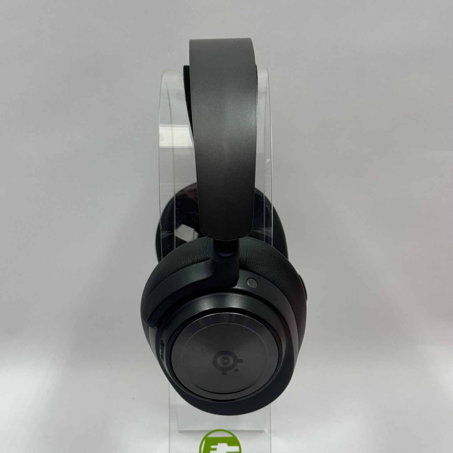 Steelseries Arctis Nova Pro Wireless  Multi-System Gaming Headset 61520