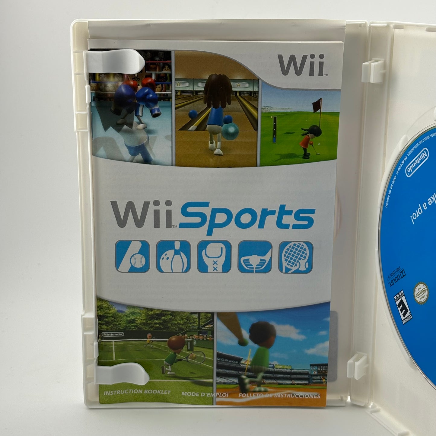 Wii Sports [Nintendo Selects] (Nintendo Wii, 2011)