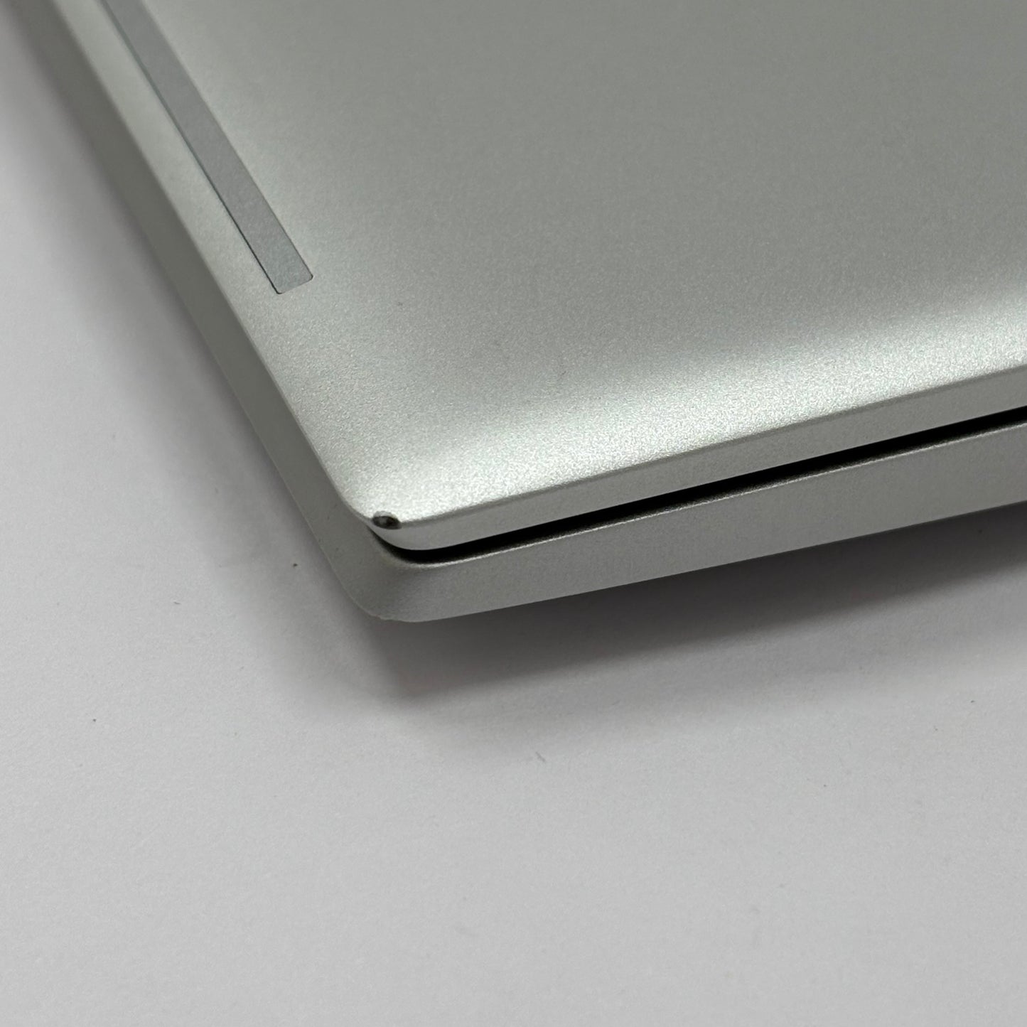 HP EliteBook x360 830 G8 14.4" i5-1135G7 2.4GHz 16GB RAM 256GB SSD
