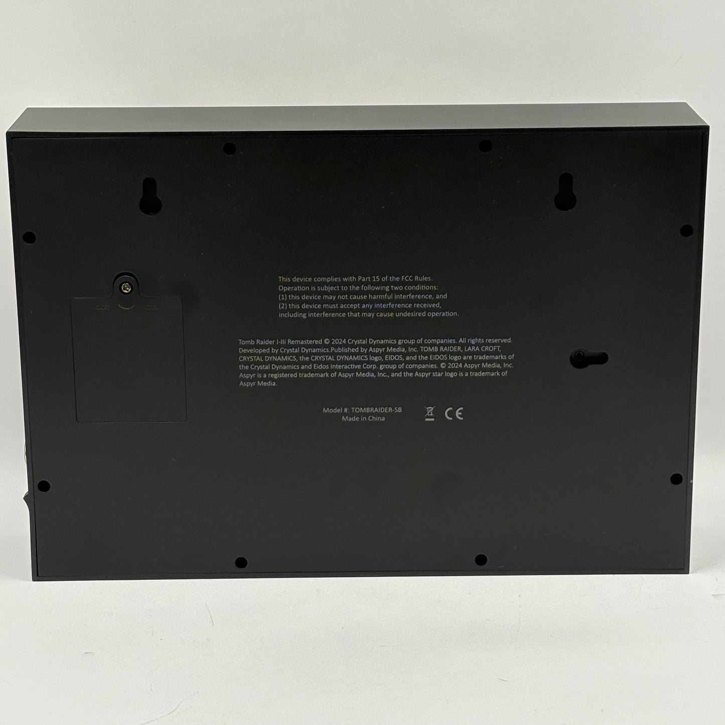 New Limited Run Tomb Raider Laura Croft's Dual Pistol Shadow Box