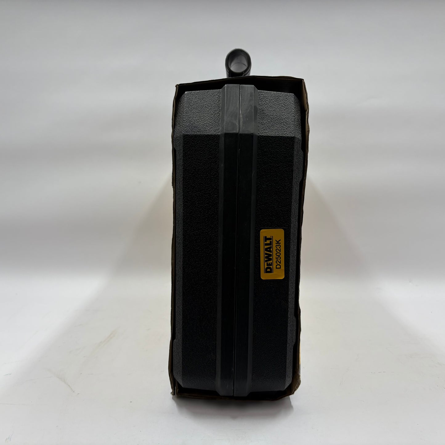 New DeWalt D25023K 7/8" (22mm) Compact SDS Rotary Hammer Kit