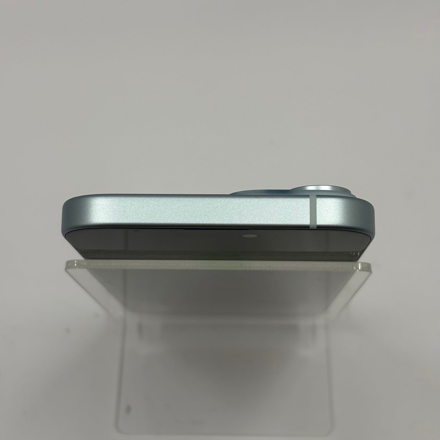 Factory Unlocked Apple iPhone 15 128GB Blue MTLY3LL/A