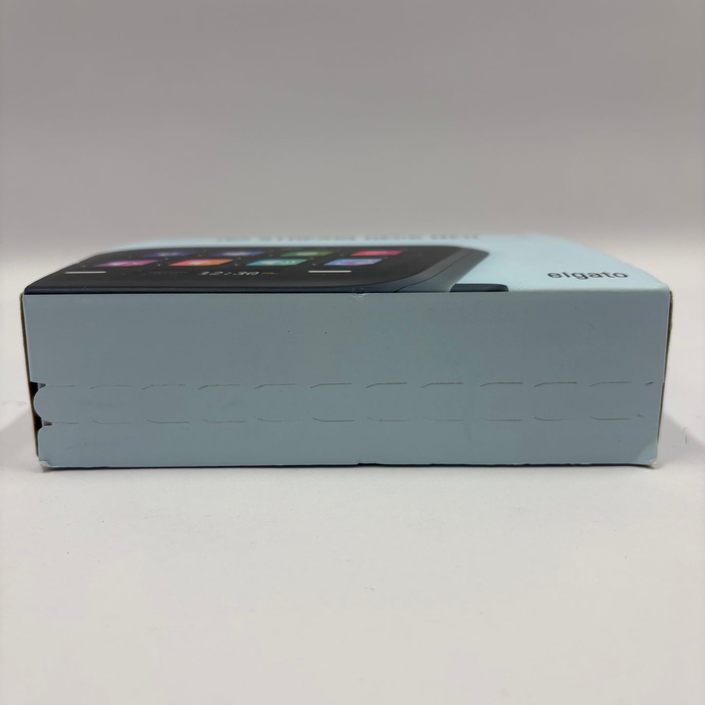 New Elgato Stream Deck Neo Streaming Pad 10GBJ9911 Black