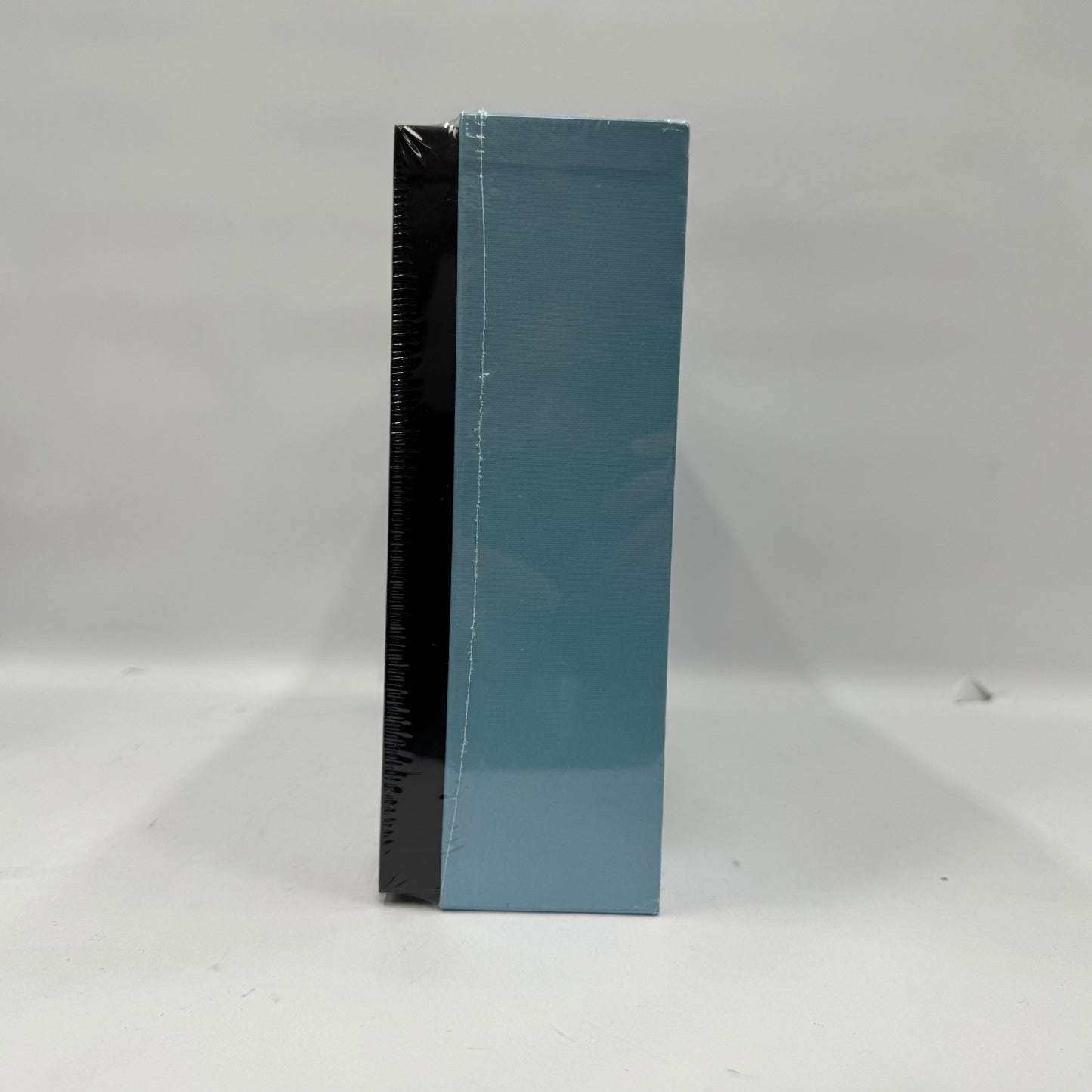 New Aura Carver Digital Photo Frame AF900