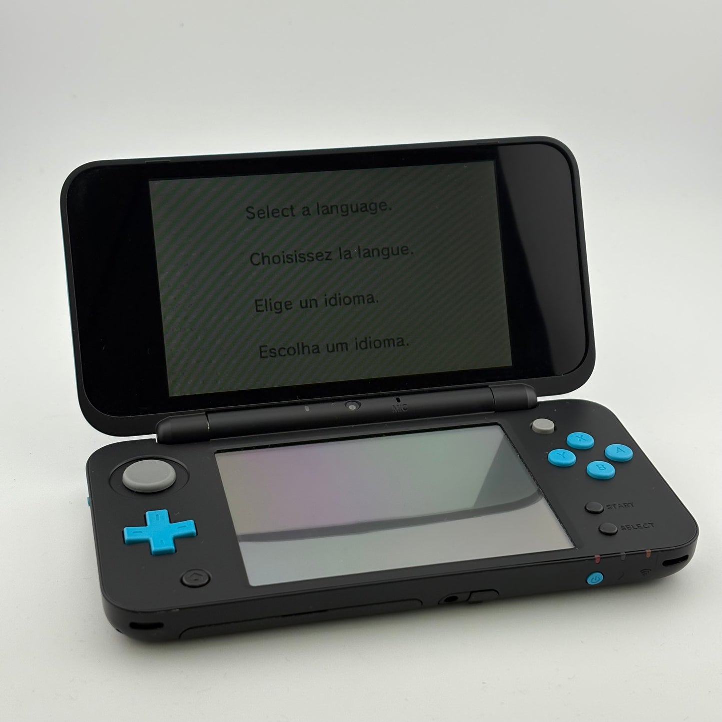 New Nintendo 2DS XL Handheld Game Console JAN-001 Blue/Black