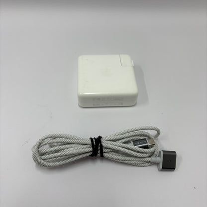 2021 Apple MacBook Pro 16" M1 Pro 16C GPU 3.2GHz 16GB RAM 2TB SSD A2485