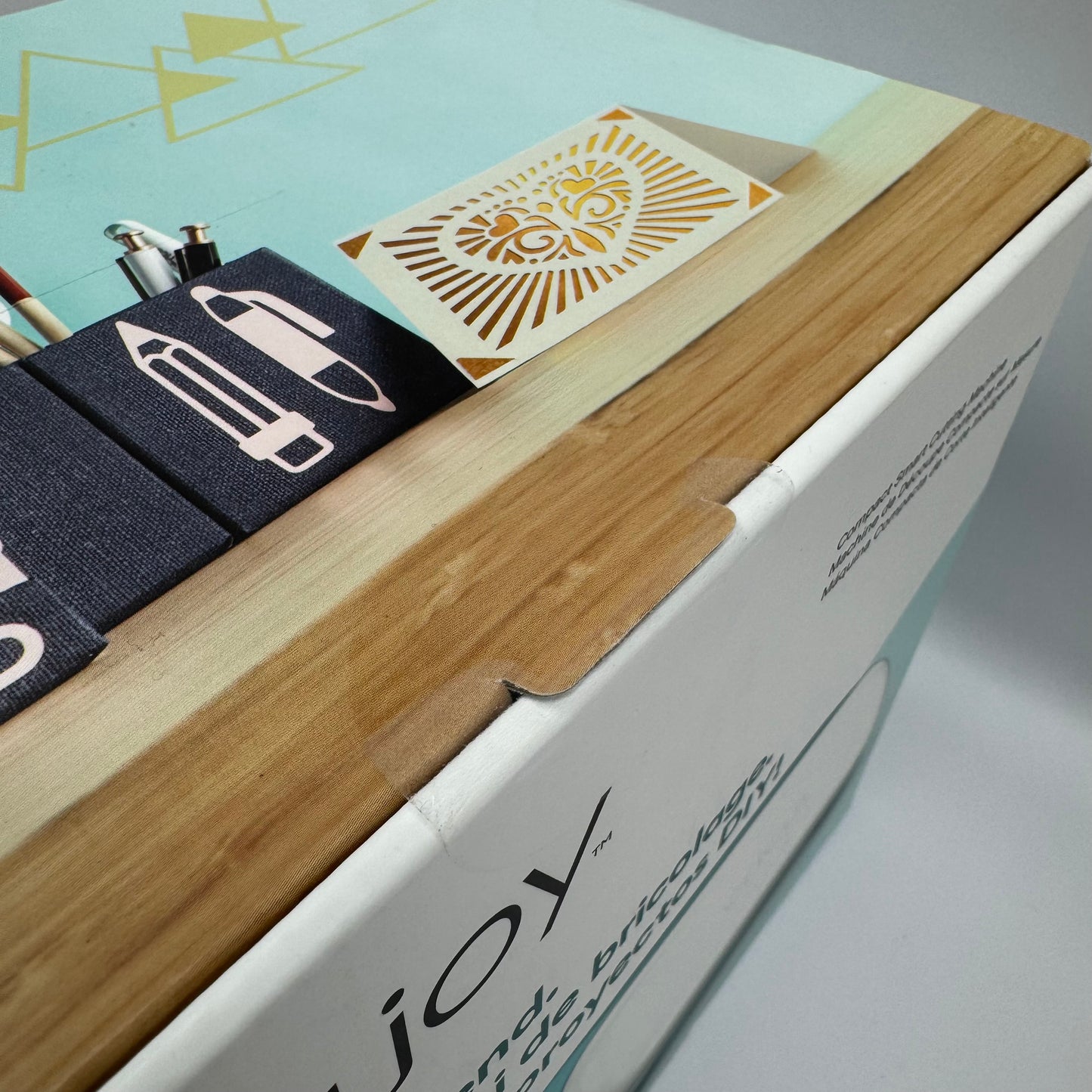 New Cricut Joy Compact Smart Cutting Machine 2007991