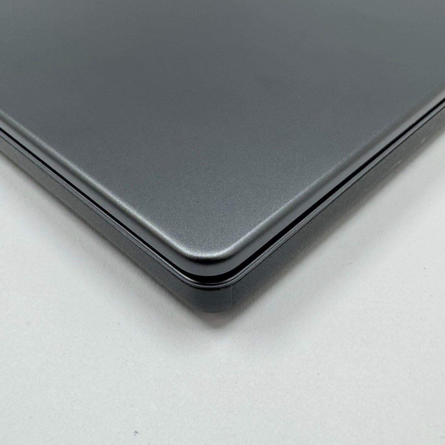 Lenovo IdeaPad Slim 3 83N30000US 15.3" Snapdragon X X126100 16GB RAM 256GB SSD