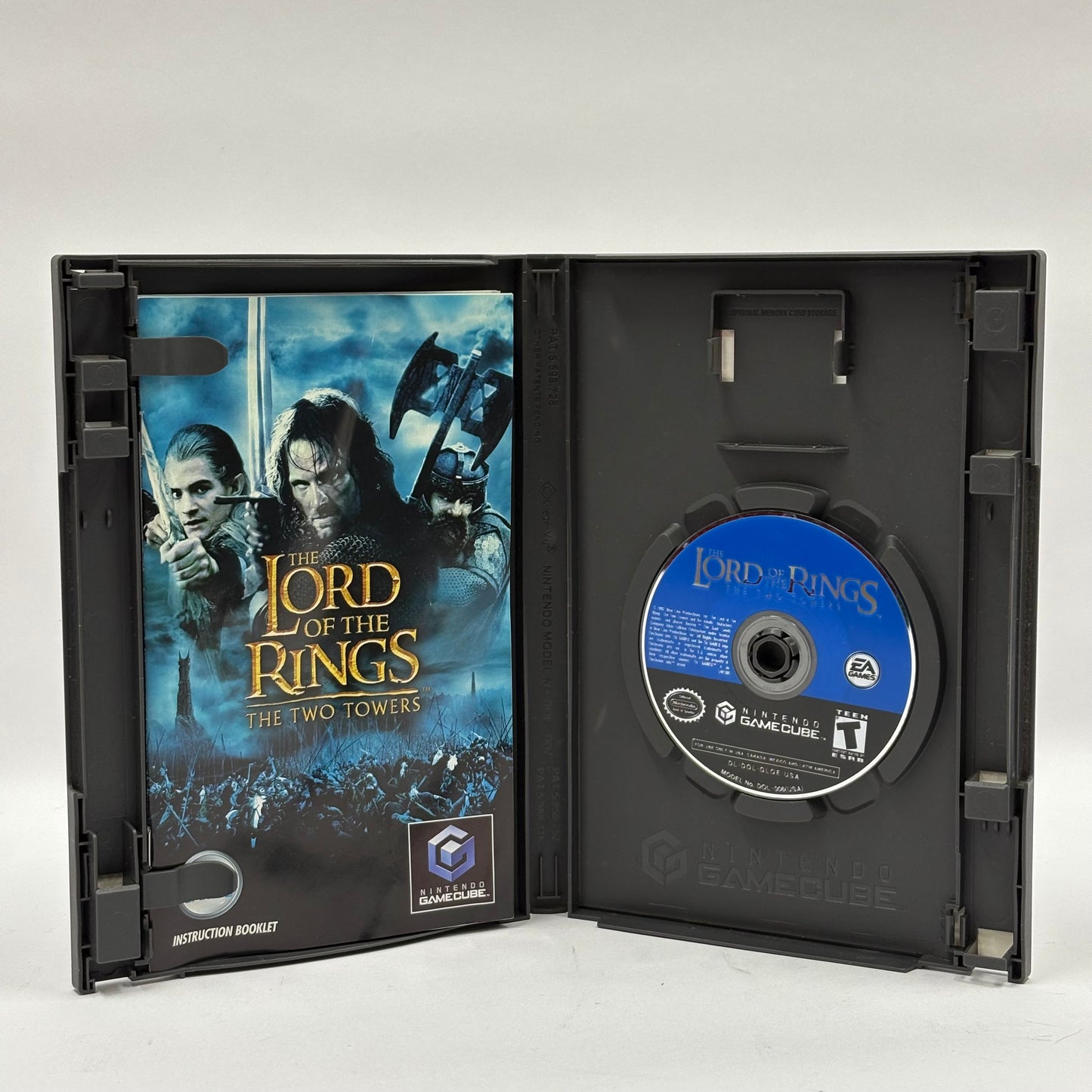 Lord of the Rings Two Towers (Nintendo GameCube, 2002)