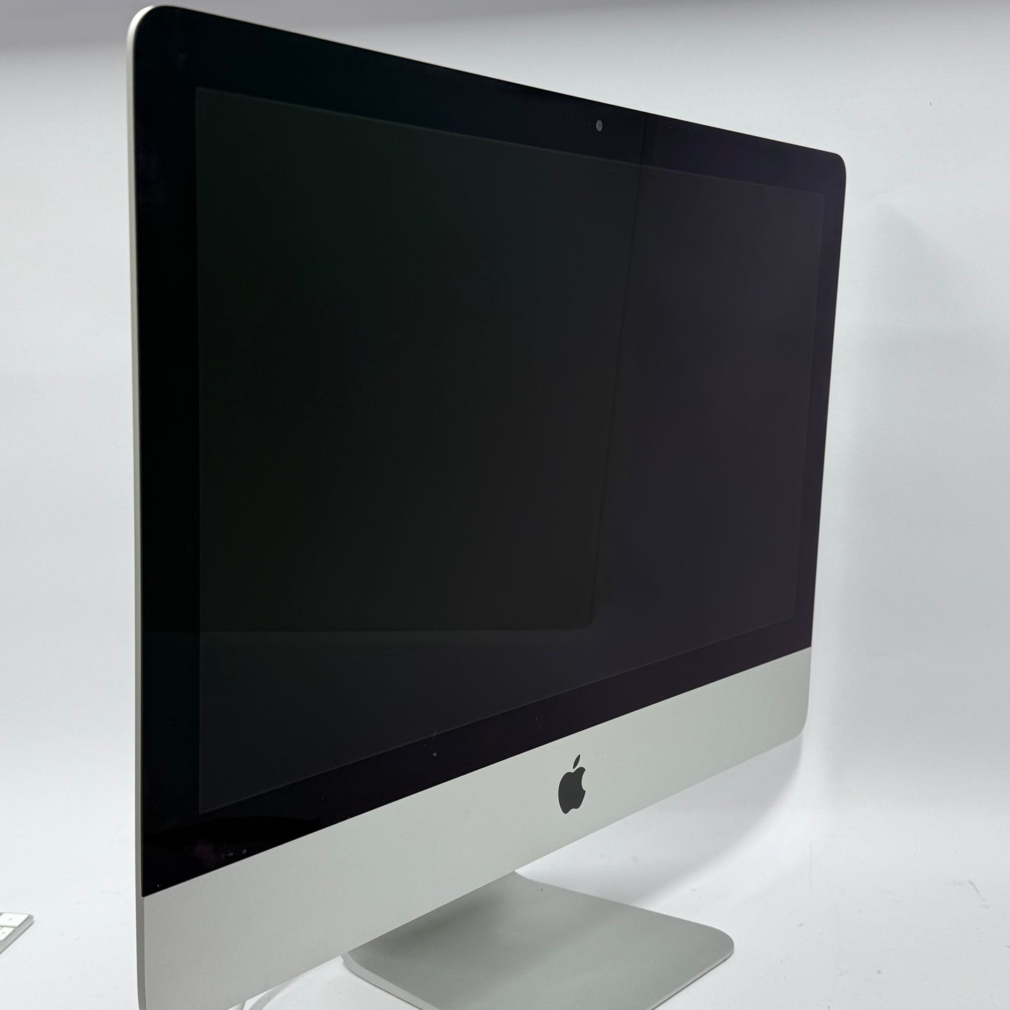 2019 Apple iMac 21.5" i5 3.7GHz 32GB RAM 1TB SSD Silver A2116