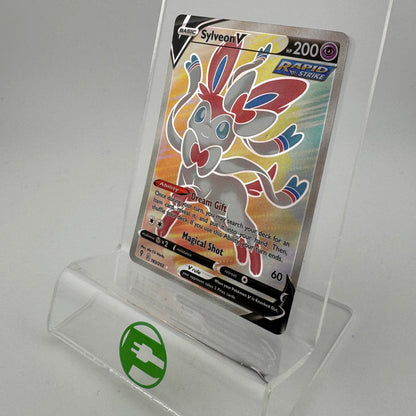 Pokémon TCG Evolving Skies Sylveon V #183 Holo English NM