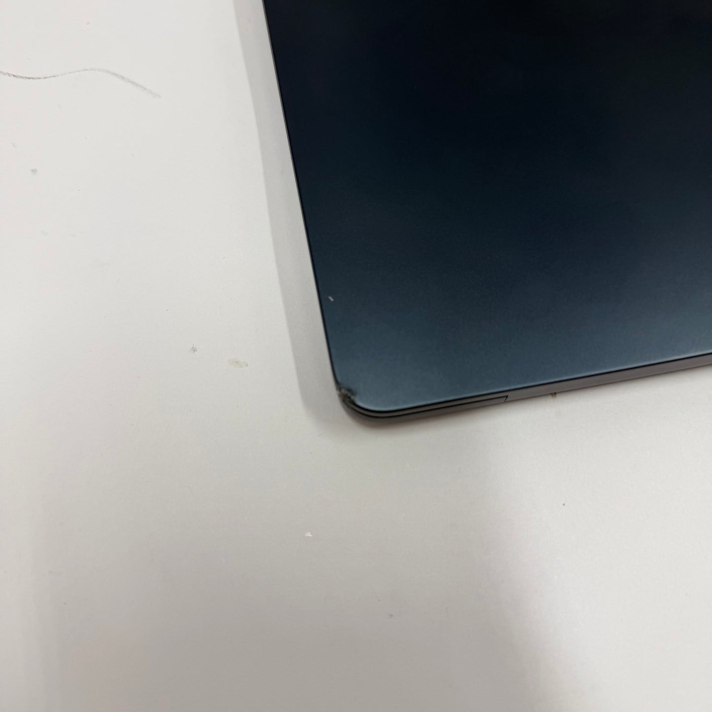 2026 Apple MacBook Air 15" M5 8C GPU 4.6GHz 16GB RAM 512GB SSD MDVH4LL/A