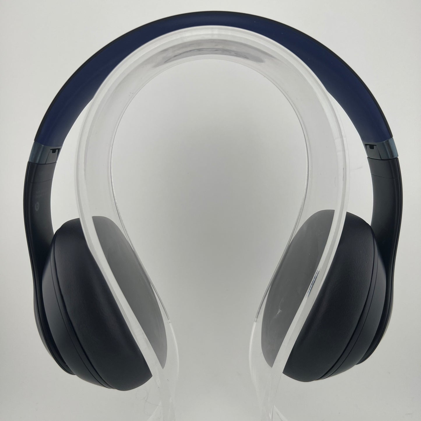 Beats Studio Pro Wireless Noise Cancelling Over-Ear Bluetooth Headphones Blue A2924