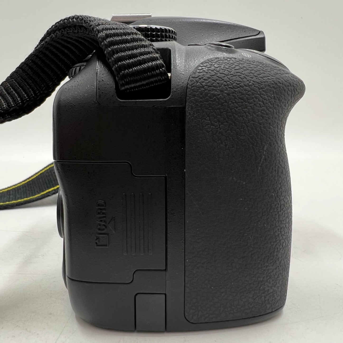 Nikon D3400 24.2MP DSLR Camera  968 Shutter Count