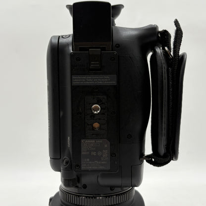 Canon XA11 Compact Camcorder ID0111