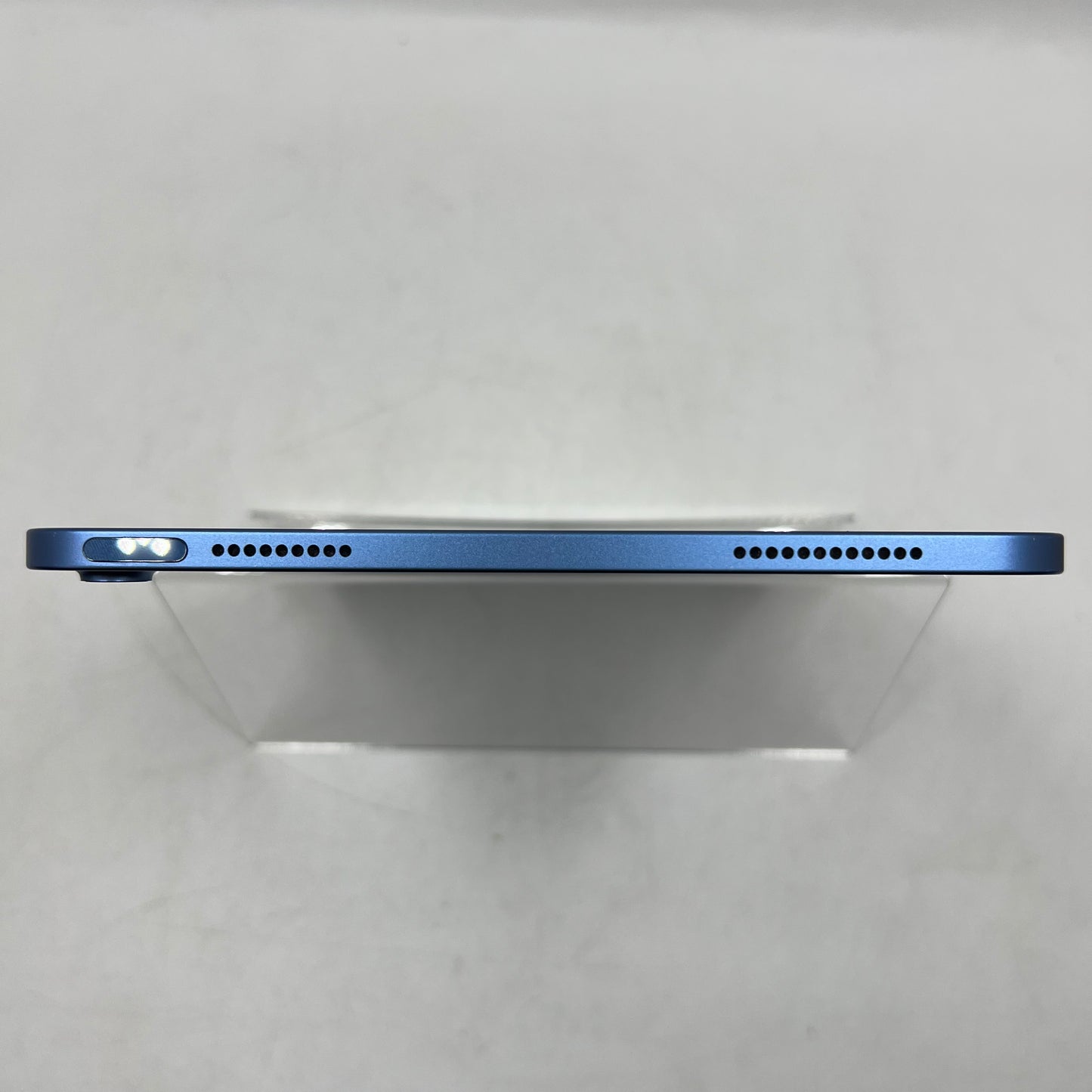 WiFi Only Apple iPad 10th Gen 64GB 18.5 Blue MPQ13LL/A