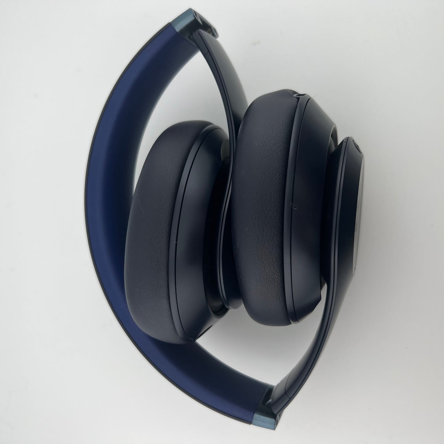 Beats Studio Pro Wireless Noise Cancelling Over-Ear Bluetooth Headphones Blue A2924