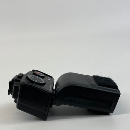 Nissin i40 Speedlite Flash For Sony E Mount Cameras