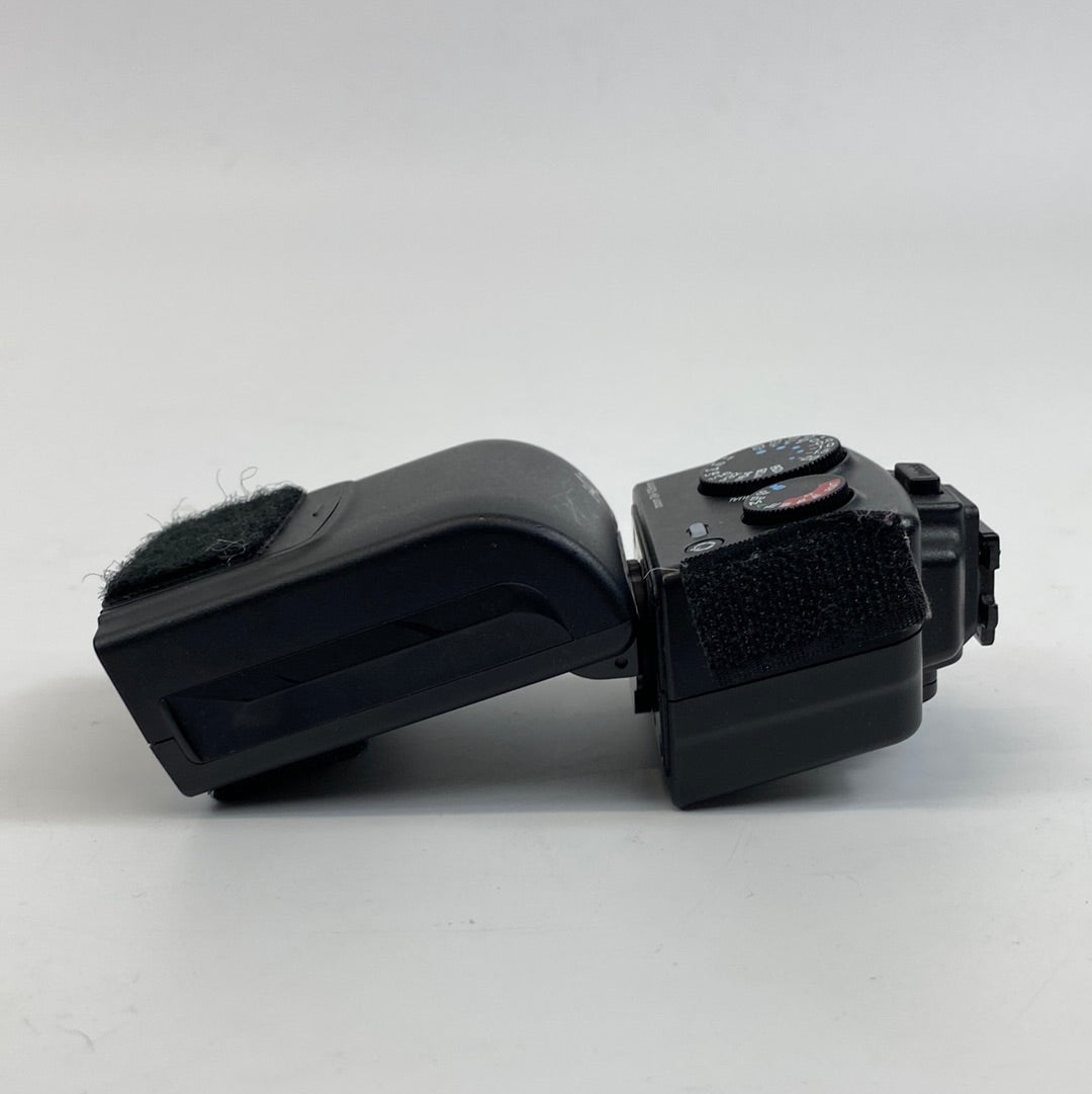 Nissin i40 Speedlite Flash For Sony E Mount Cameras