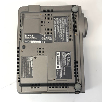 EIKI LC-SB20 SVGA 4:3 DVI VGA 1080i 2000 Lumens 3LCD Projector